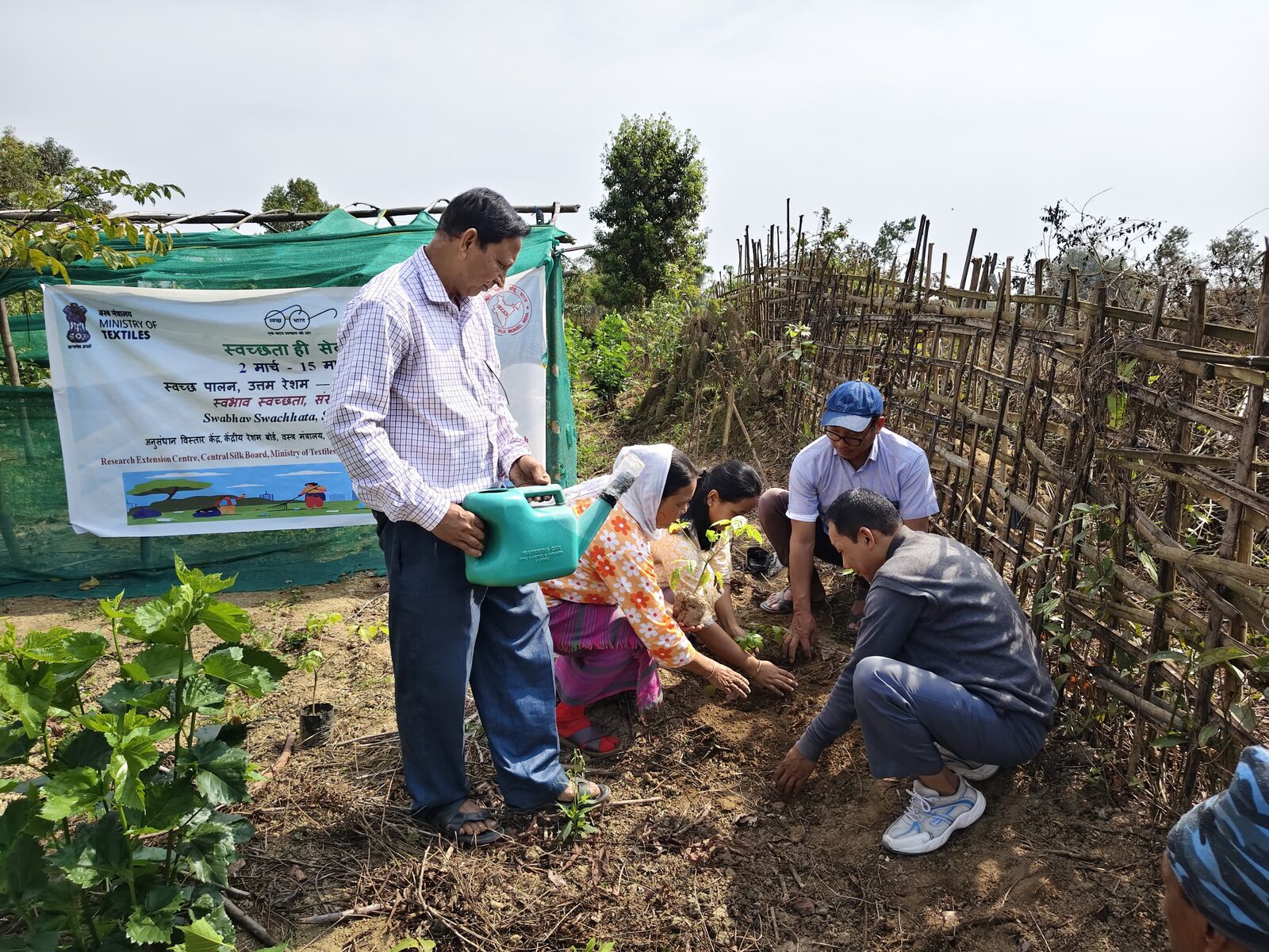 Swachhata Hi Seva &mdash; planting at the centre.
